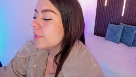  Arianna  online show from 12.16.25