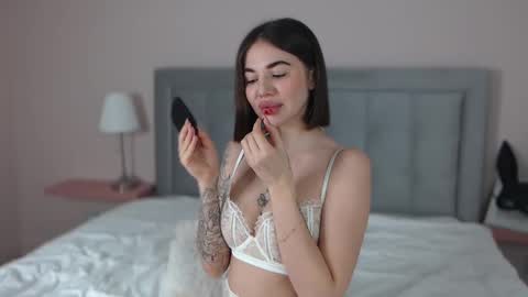 arimilas online show from 12.23.24