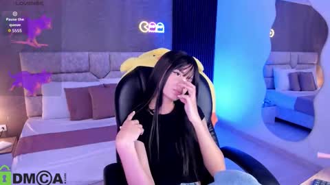 Ari  online show from 10.19.25