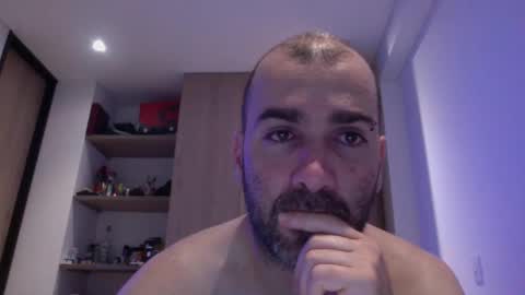 aristi11 online show from 01.28.25