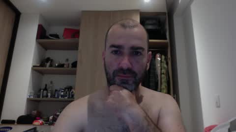 aristi11 online show from 10.10.25