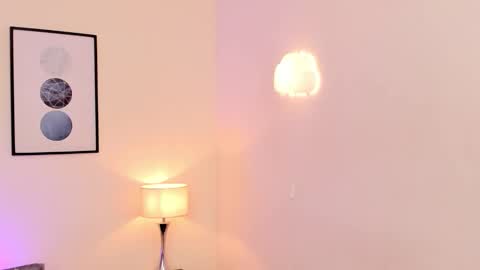 Snapshot of arivega chatting on 12.15.25 Nice to meet you thumb up me please its important I LOOK MY BIO DOWN online show from 12.15.25