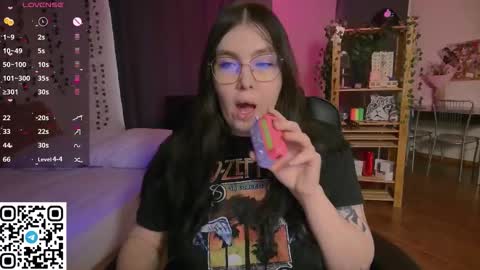 Astrid online show from 02.15.26