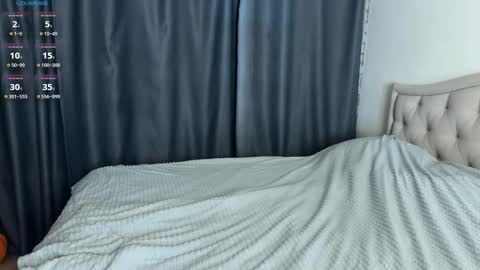 Snapshot of arlenhere chatting on 11.29.25 Mia Arlen online show from 11.29.25