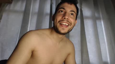 Snapshot of armando_2002 chatting on 01.29.25 ARMANDO online show from 01.29.25