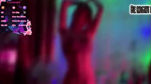 Snapshot of armurra chatting on 06.14.26 armurra online show from 06.14.26