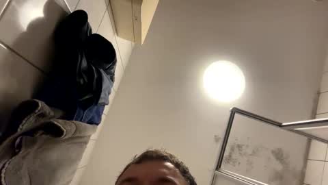 armyskater32 online show from 10.26.25