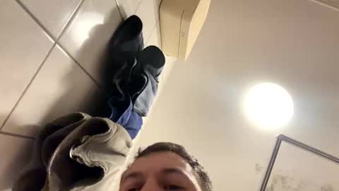 armyskater32 online show from 11.04.25