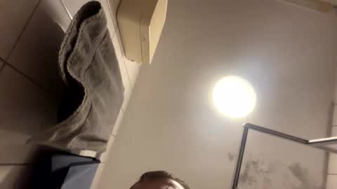 armyskater32 online show from 11.22.25