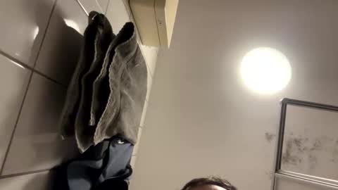 armyskater32 online show from 02.18.26