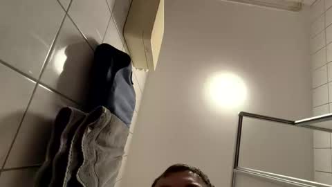 armyskater32 online show from 04.21.26