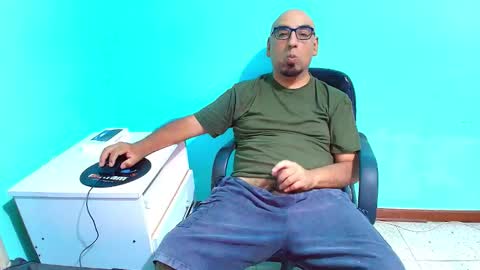 arnelux72 online show from 02.18.26