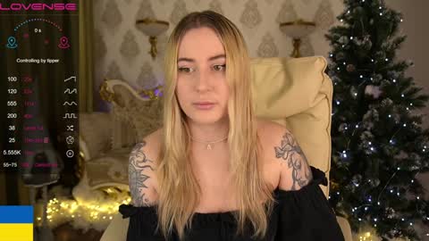 AROLINA online show from 12.17.24