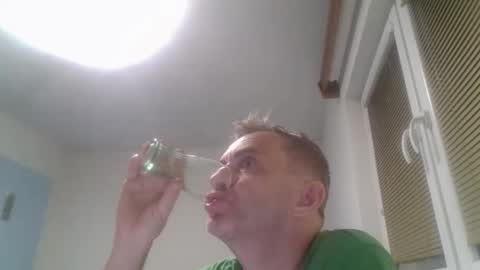 Snapshot of aromannn chatting on 11.14.25 aromannn online show from 11.14.25