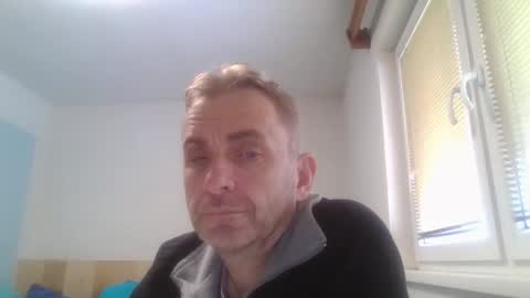 Snapshot of aromannn chatting on 11.26.25 aromannn online show from 11.26.25