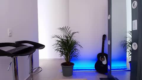 Aron Santoro online show from 10.30.25