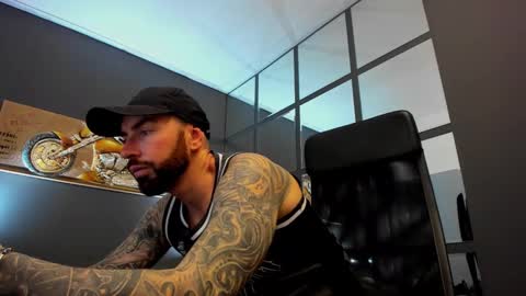 AronGrant online show from 12.03.24