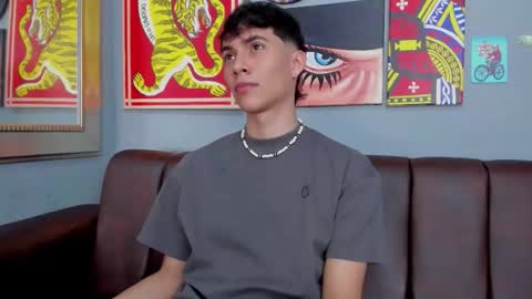 Snapshot of arontawers chatting on 04.07.26 Arontawers online show from 04.07.26