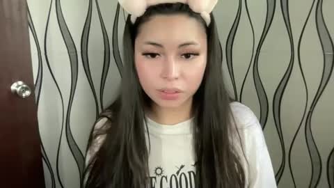 KATE MORE  online show from 02.22.25