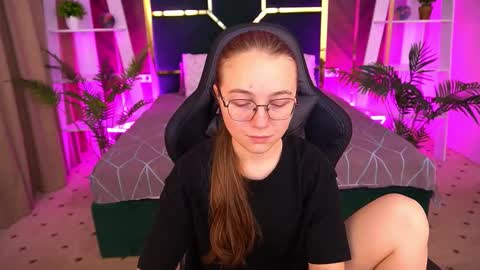 arrinawair online show from 11.05.25