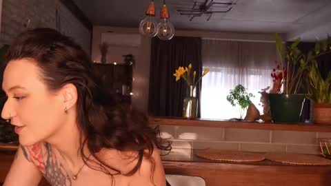 Maya online show from 03.08.25