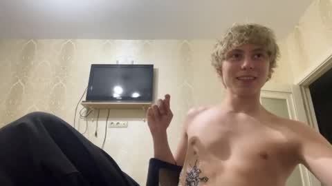 Snapshot of artem228play chatting on 06.09.26 artem228play online show from 06.09.26