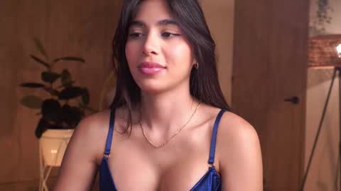 Snapshot of artemia_ chatting on 11.09.25 Amanda online show from 11.09.25