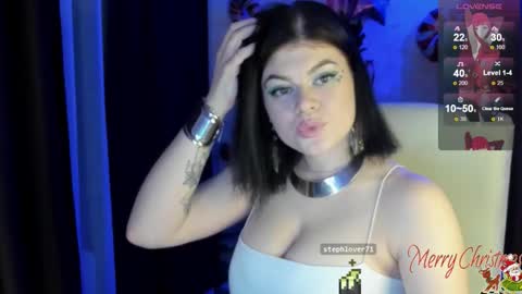 Artemis  my pvt is open and lovense is active  online show from 12.19.25