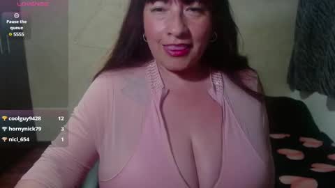 Snapshot of artemisa_bbloom chatting on 12.20.24 Christy. online show from 12.20.24