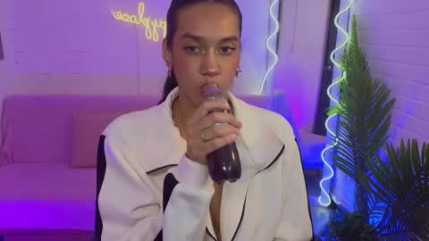 artemiss_tay online show from 09.11.25