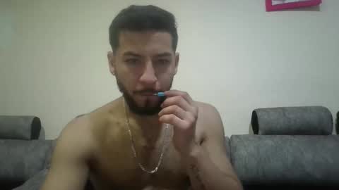 Snapshot of arthur1718 chatting on 11.15.25 arthur1718 online show from 11.15.25