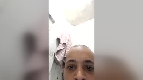Snapshot of arthursantos32 chatting on 07.18.26 arthursantos32 online show from 07.18.26