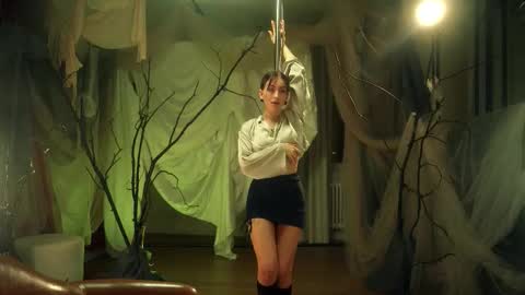 Snapshot of artmosphera chatting on 11.16.25 The ticket show has been postponed to Monday tomorrow. Sorry womens day online show from 11.16.25