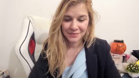 MIA online show from 03.01.25