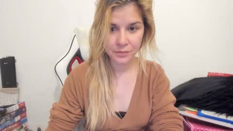 MIA online show from 09.15.25