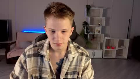 Archie online show from 09.30.25