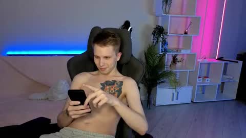 Archie online show from 10.04.25
