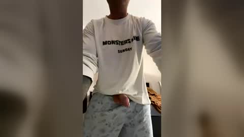 Snapshot of arunboy81 chatting on 06.15.26 Lucash413 online show from 06.15.26