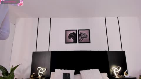 hellen online show from 02.21.26