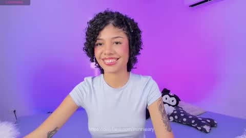 Ariana and Kelsieh online show from 11.18.25