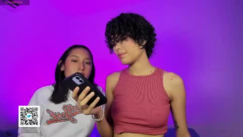 Snapshot of ary_and_kel chatting on 05.21.26 Ariana and Kelsieh online show from 05.21.26