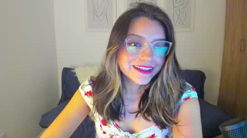 Snapshot of ary_cam230 chatting on 12.10.24 Zahaara online show from 12.10.24