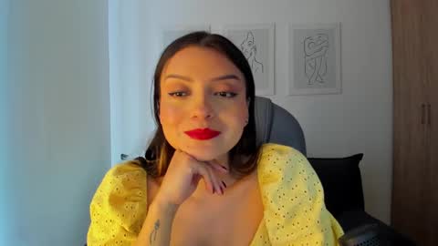 Snapshot of ary_cam230 chatting on 12.21.24 Zahaara online show from 12.21.24