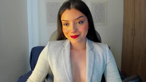 Snapshot of ary_cam230 chatting on 01.11.25 Zahaara online show from 01.11.25