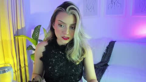 Snapshot of ary_cam230 chatting on 02.09.25 Zahaara online show from 02.09.25