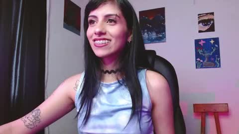   Independent Model online show from 04.16.26