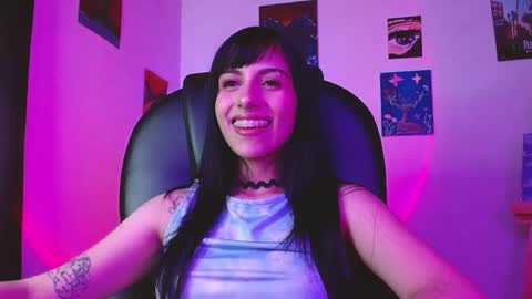   Independent Model online show from 04.16.26