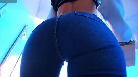 Snapshot of aryajadak chatting on 12.31.24 Arya online show from 12.31.24