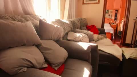 Troy online show from 02.15.25