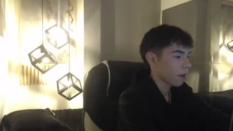 Snapshot of ash_kai chatting on 06.19.26 ash_kai online show from 06.19.26